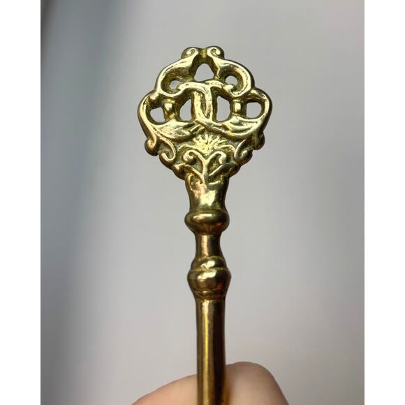 Vintage Brass Skeleton Key Wall Decor Ornate Large Brass Key, Wall Hanging - Picture 2 of 3